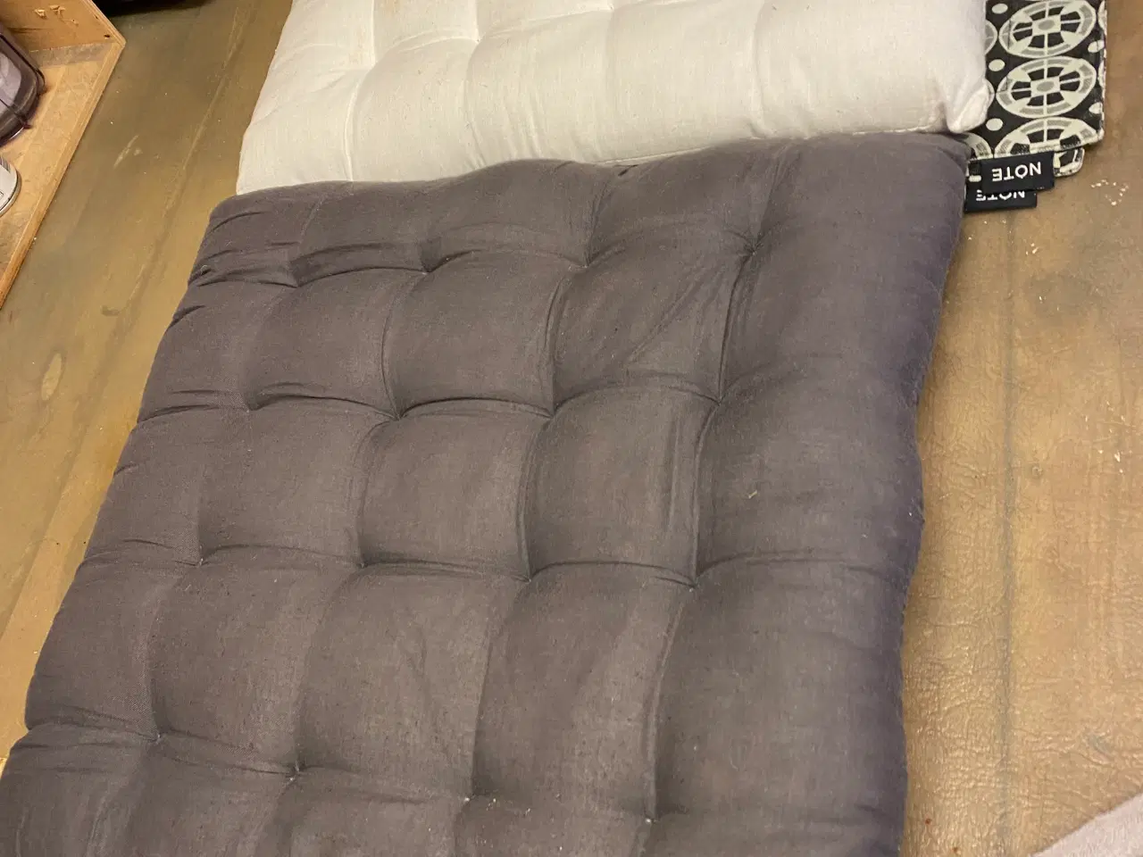 Billede 2 - Spisebord stole