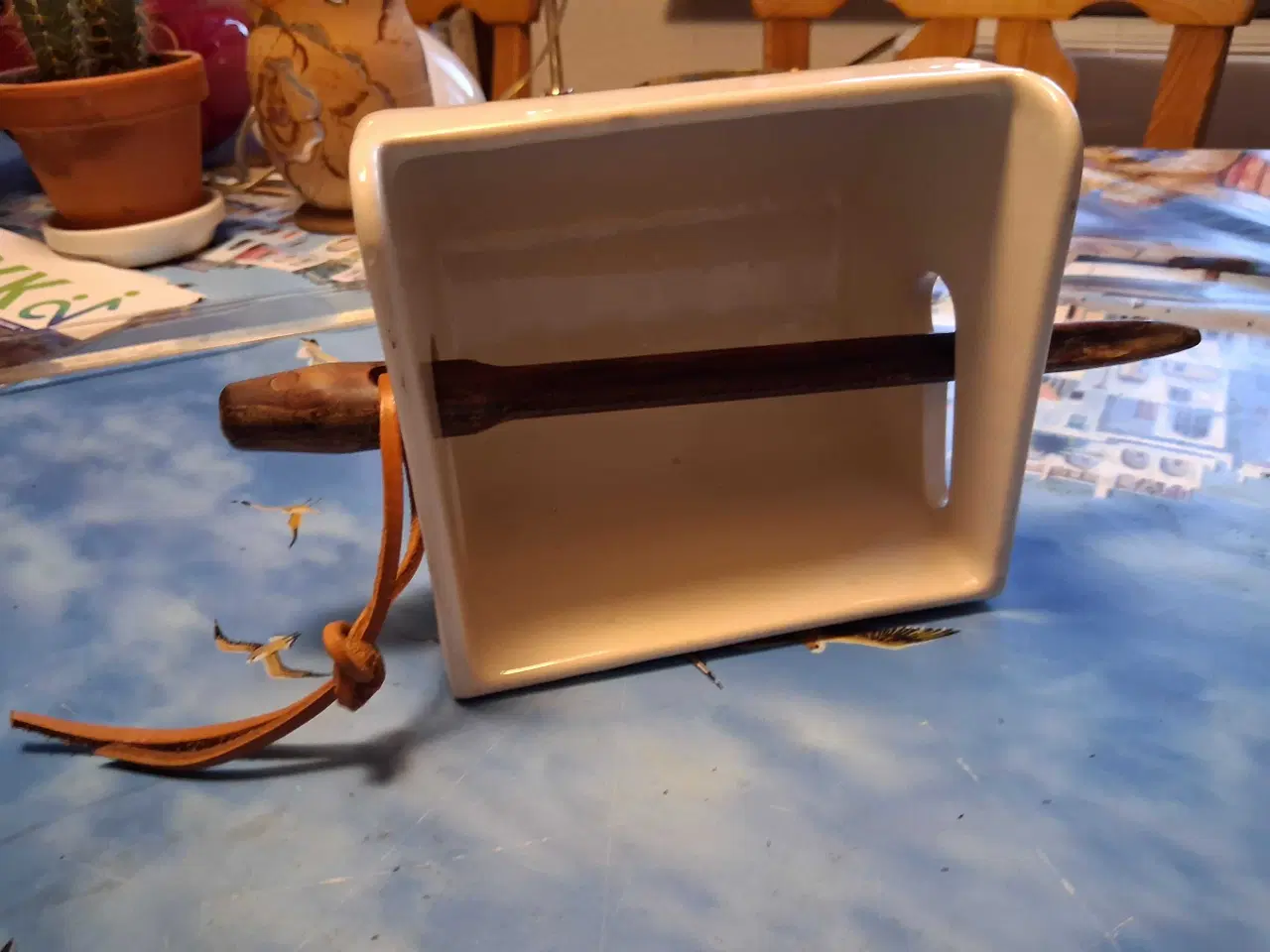 Billede 4 - Gammel  aluminia toiletrulleholder