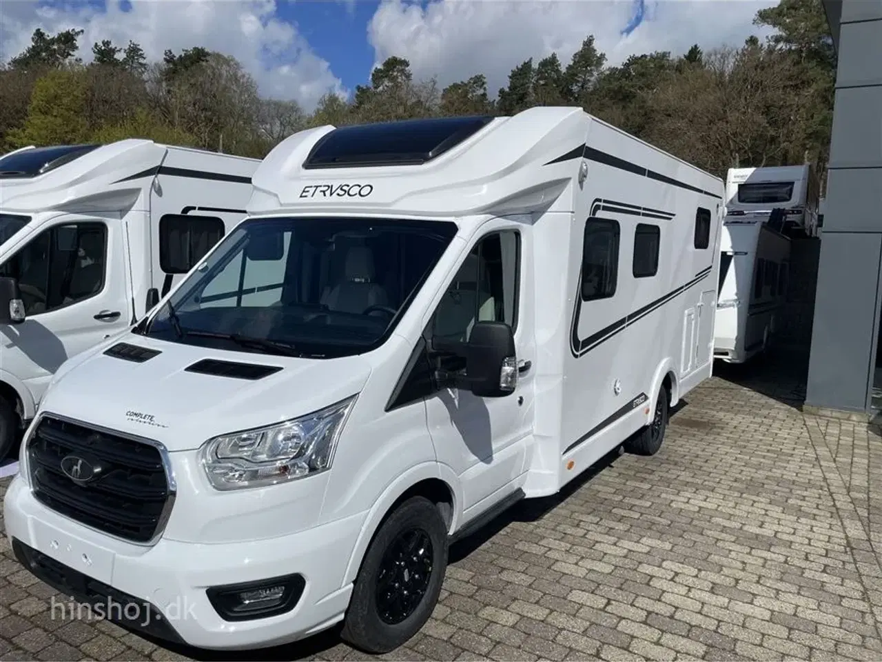 Billede 19 - 2024 - Etrusco T 7.3 SF Complete Sel.   Lækker Autocamper med enkelsenge fra Hinshøj Caravan