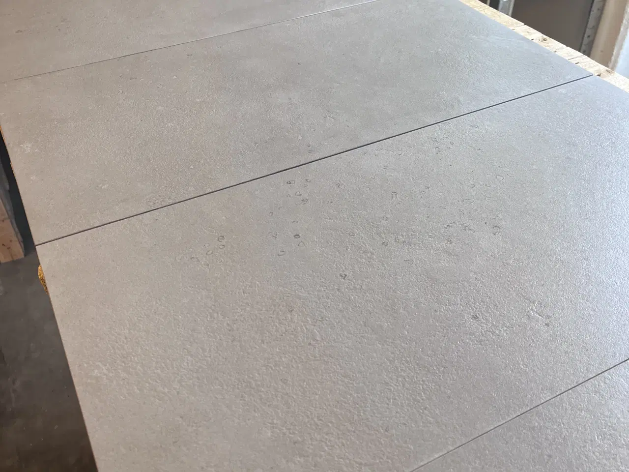 Billede 2 - Flise rest 28 M.2