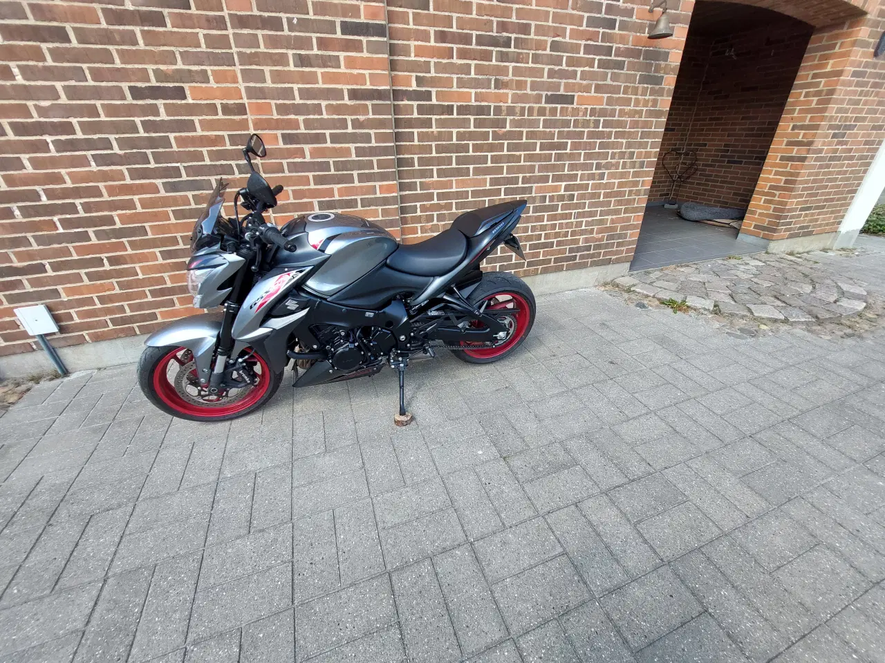 Billede 6 - Suzuki Gsxs-1000 yoshimura edition