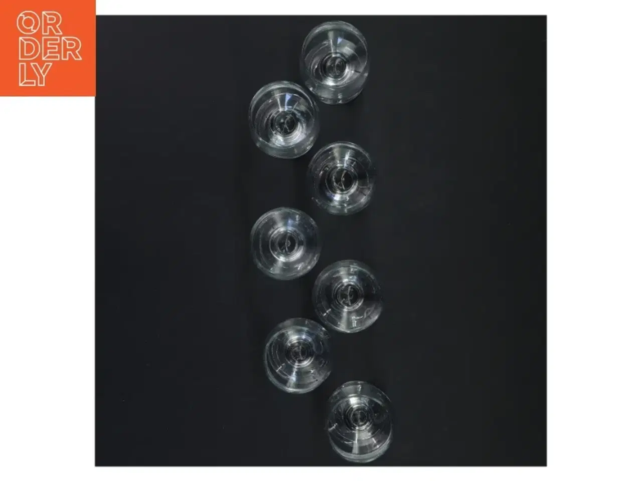 Billede 2 - Sæt med vin glas (str. 9x5 cm)