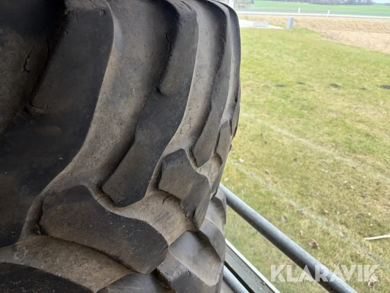 Billede 5 - Dæk Alliance Tubless 600/60-30.5 4 styk