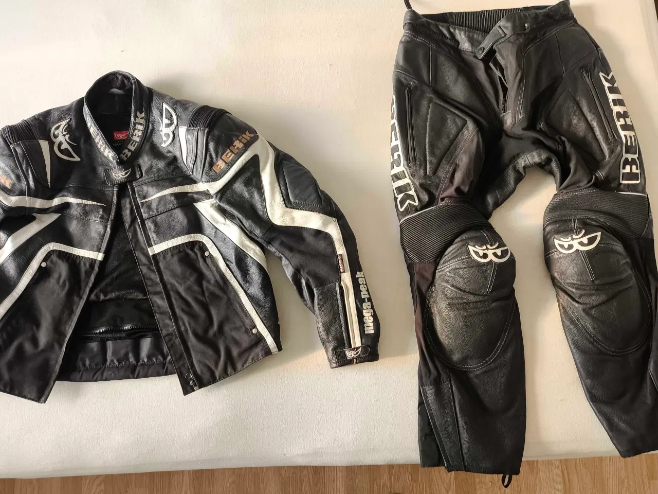 Billede 4 - Berik 2 delt læderdragt