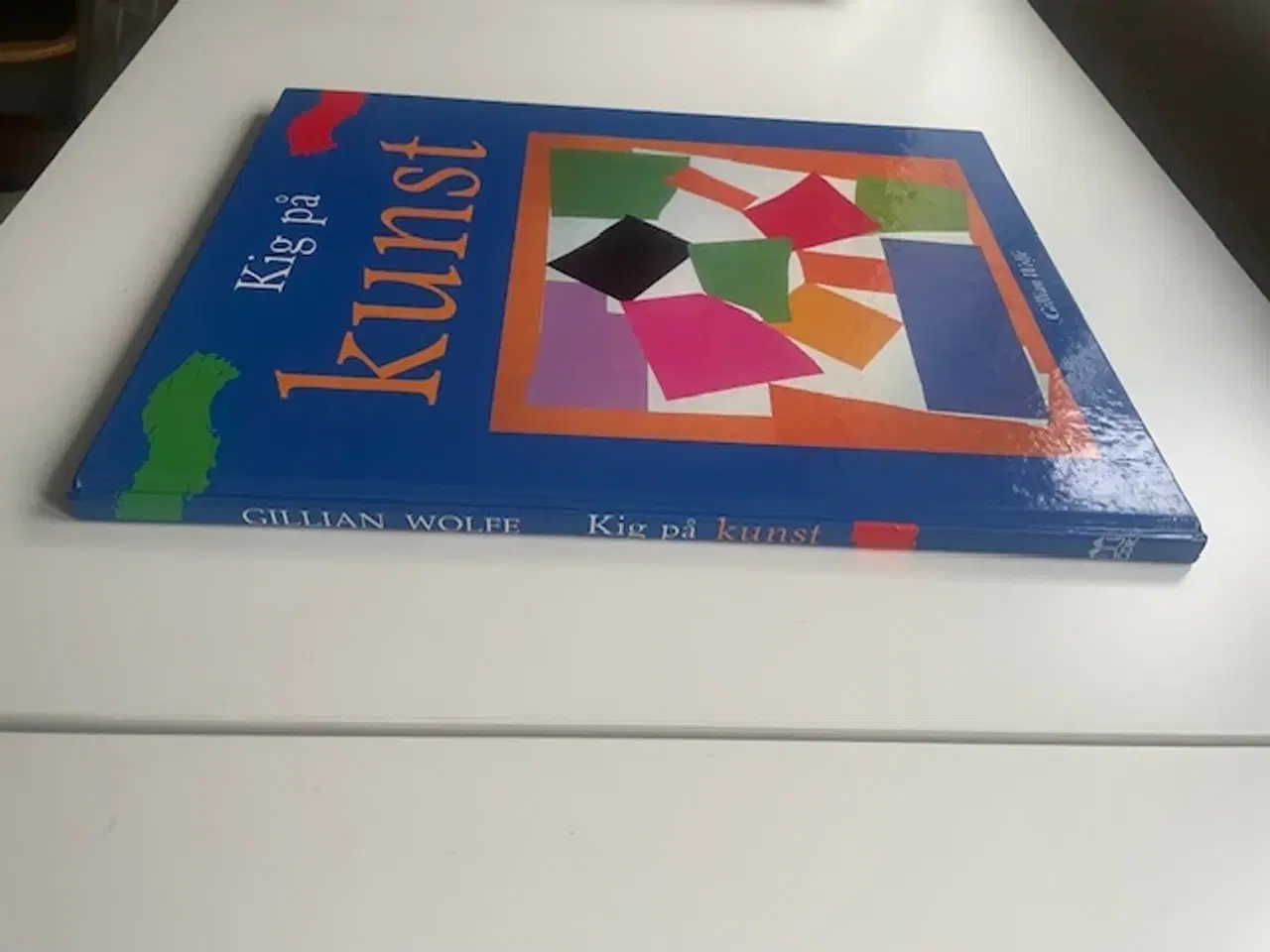 Billede 3 - Kig på kunst. Gillian Wolfe