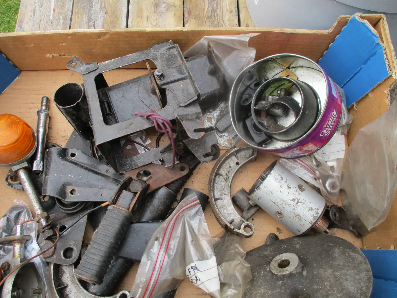 Billede 11 - Honda CB 350 Twin Tank, sideskjolde og mange dele