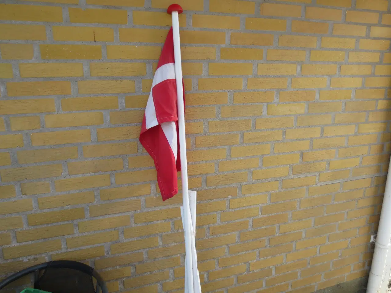 Billede 1 - 1 stkk Cpl Ny Mini flagstang med Dannebrog flag 