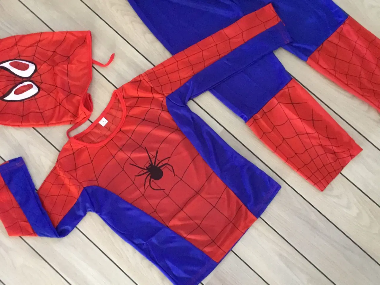 Billede 4 - Spiderman dragt str. 110 udklædningstøj kostume 