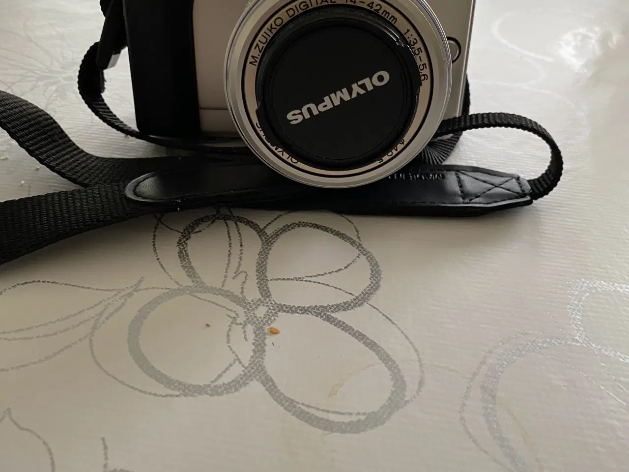 Billede 1 - Olympus og Canon kamera