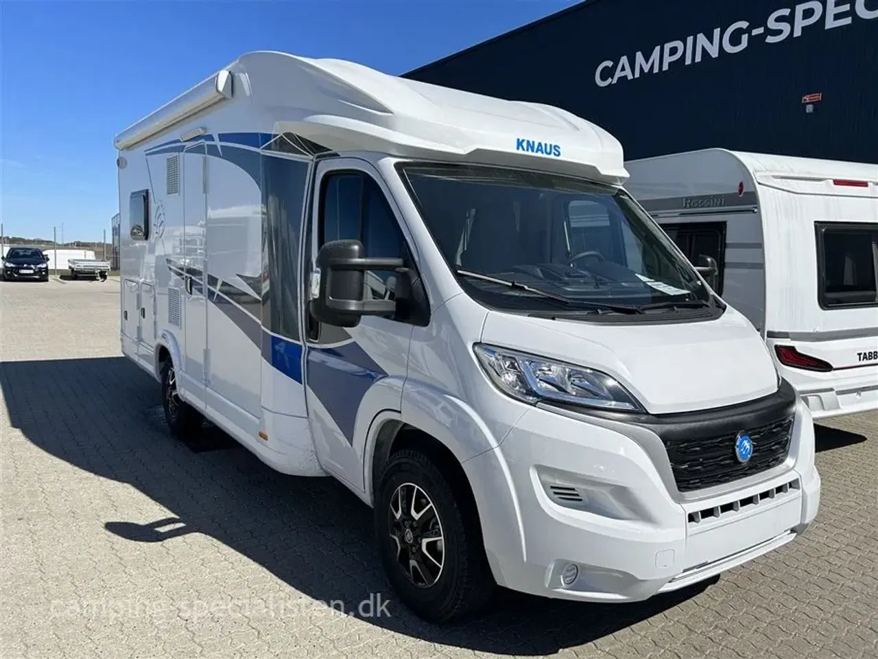 Billede 2 - 2023 - Knaus L!VE Wave 650 MF   Knaus L!ve  Wave 650 autocamper 140 hk på Fiat kan snart ses ses hos Camping Specialisten.dk