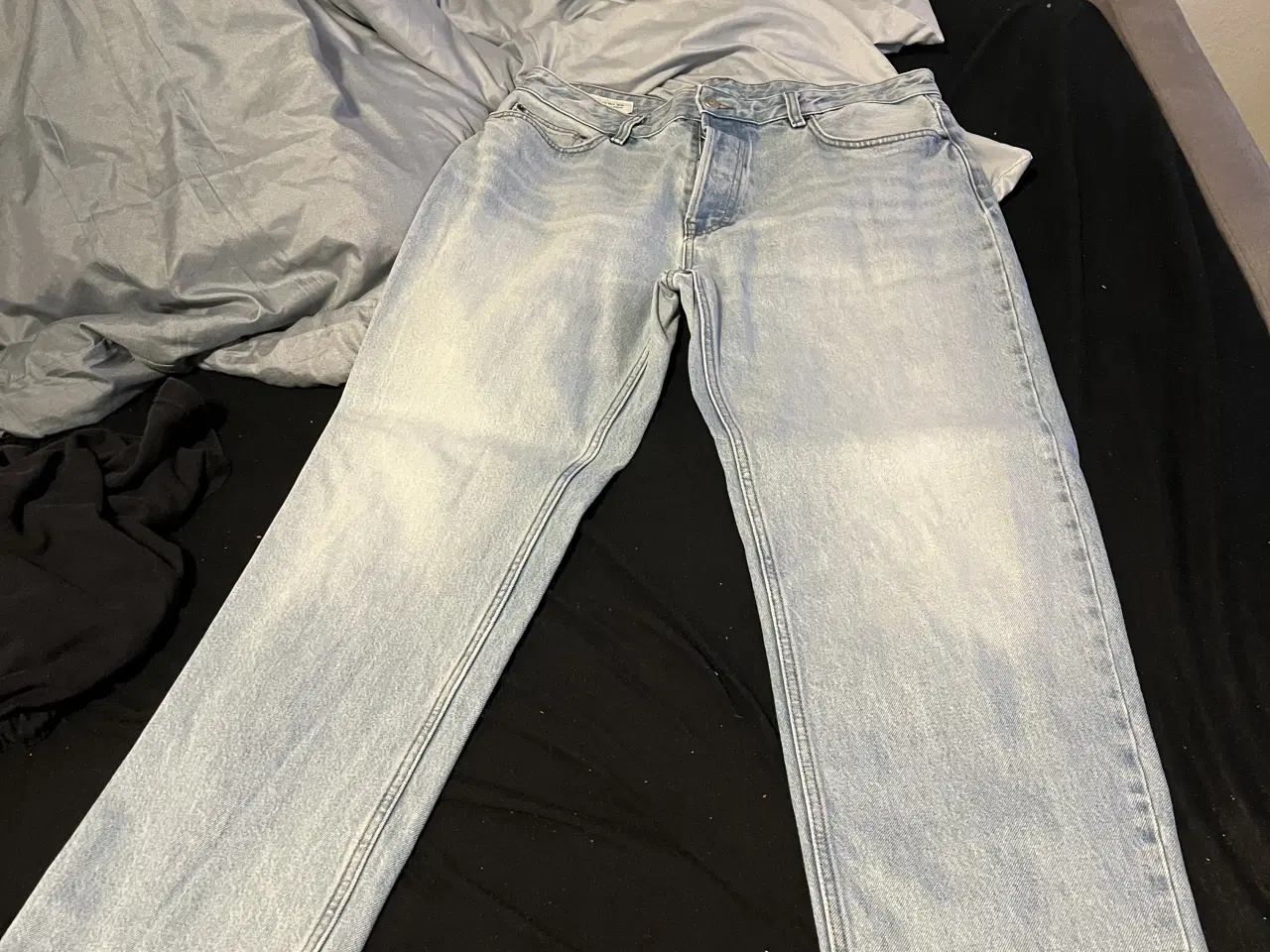 Billede 1 - Zara jeans str 46 i lyseblå 