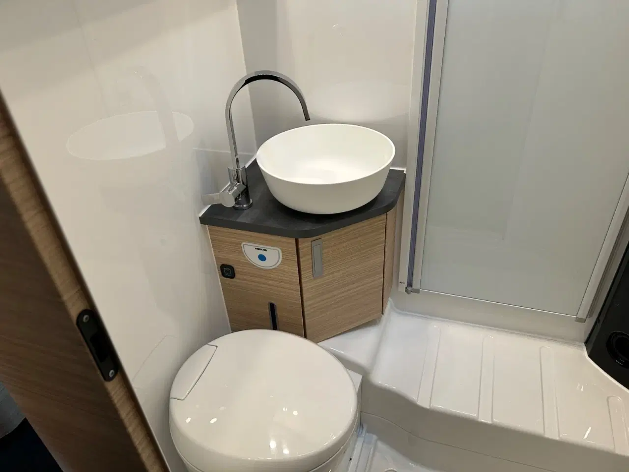 Billede 15 - Hobby Optima De Luxe T75 HGE 2,2 aut.