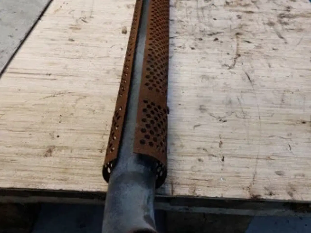 Billede 19 - Case Farmall 95A Udstødningsrør 5091091