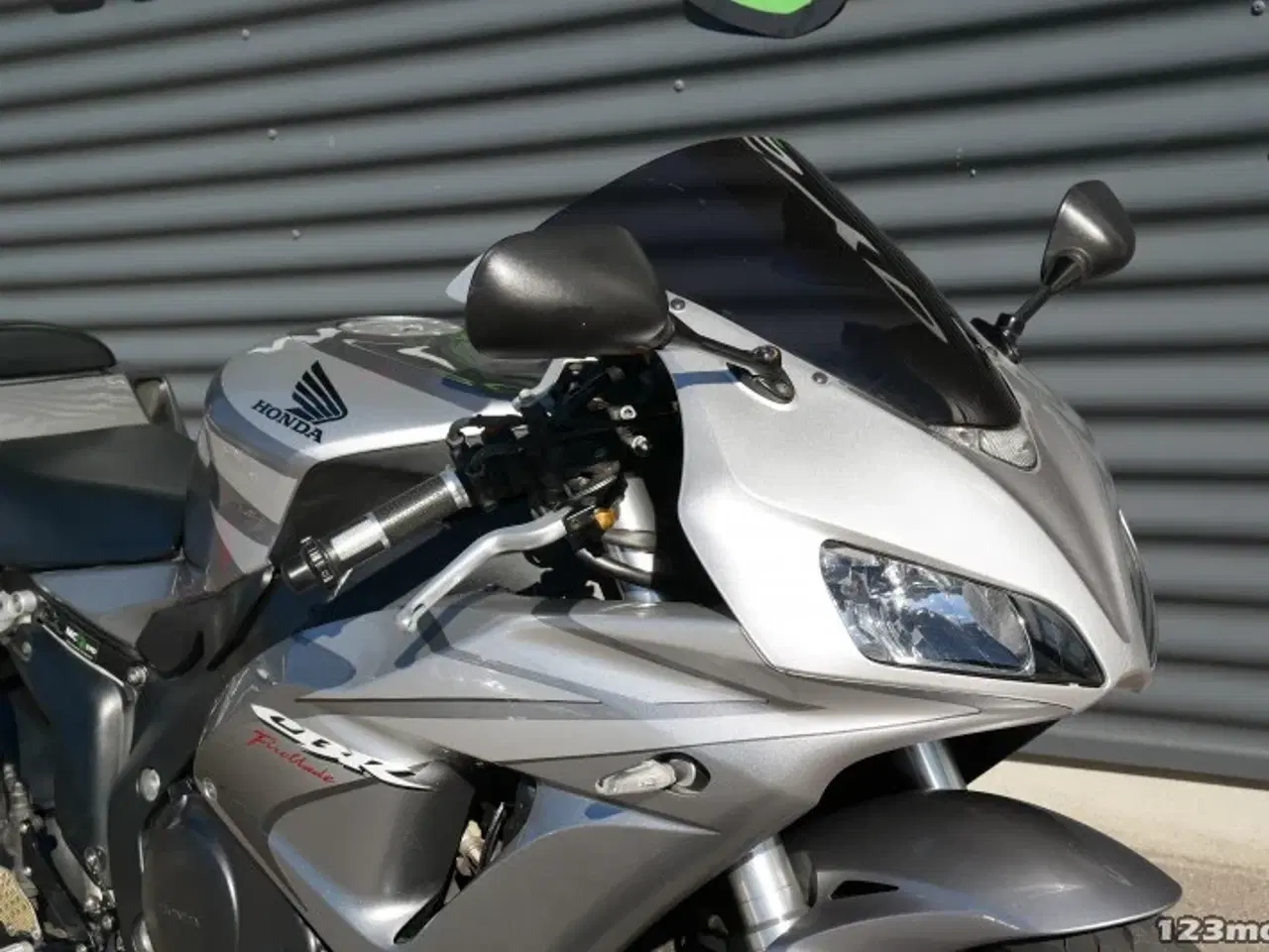 Billede 12 - Honda CBR 1000 RR Fireblade MC-SYD       BYTTER GERNE