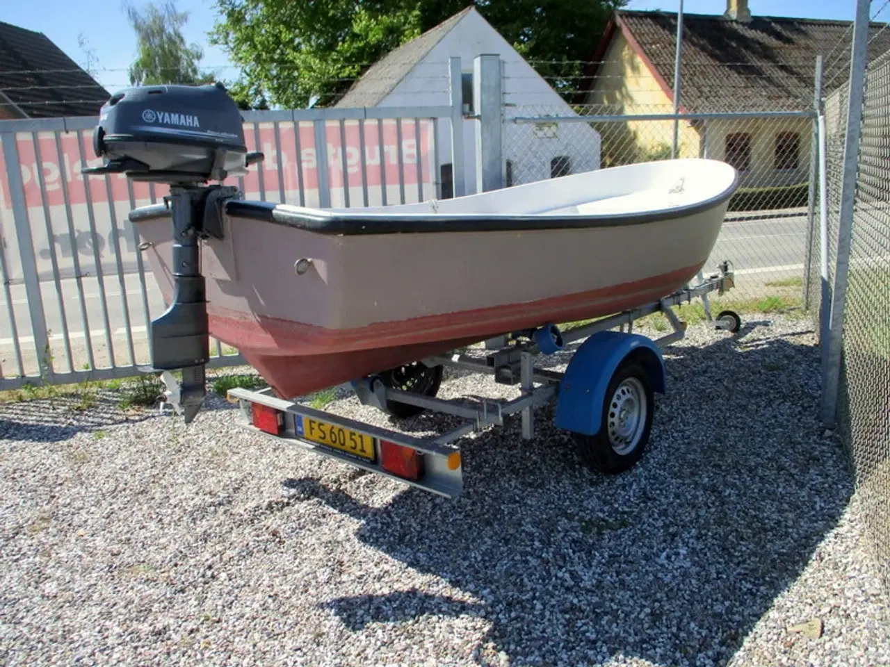 Billede 2 - rednings jolle 14" med 4 hk og ny trailer