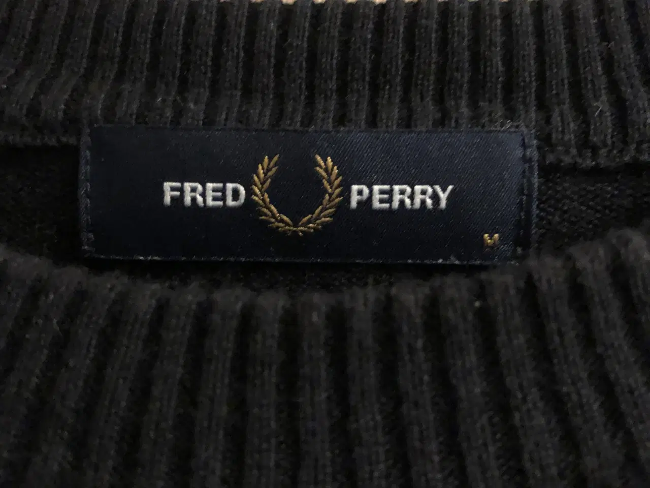 Billede 3 - Fred Perry striktrøje Str M