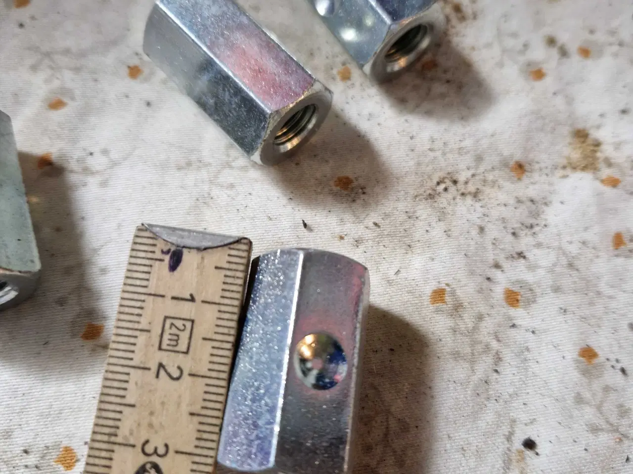 Billede 3 - Lang møtrikker