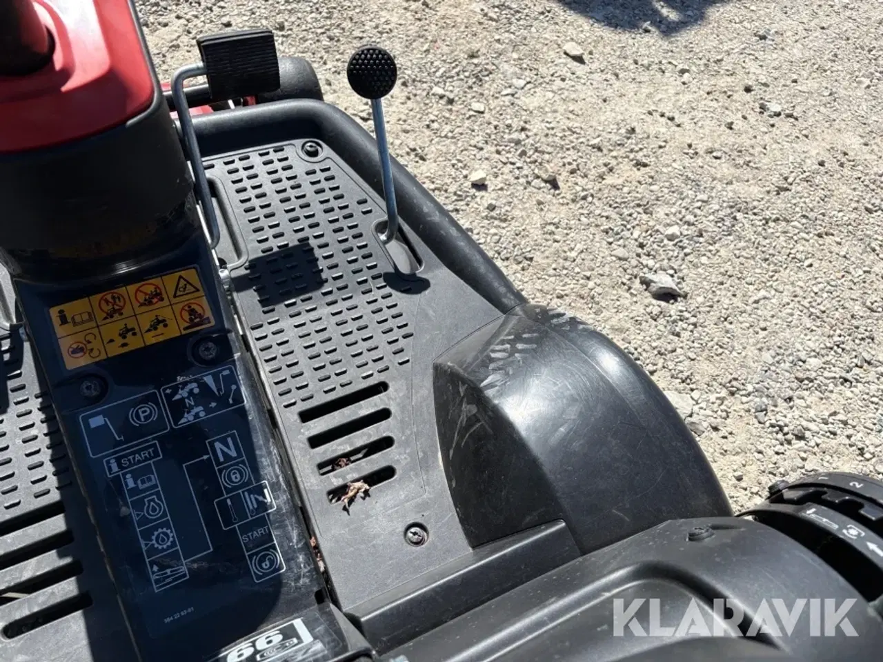 Billede 9 - Græsslåmaskine Jonsered FR 2213 MA