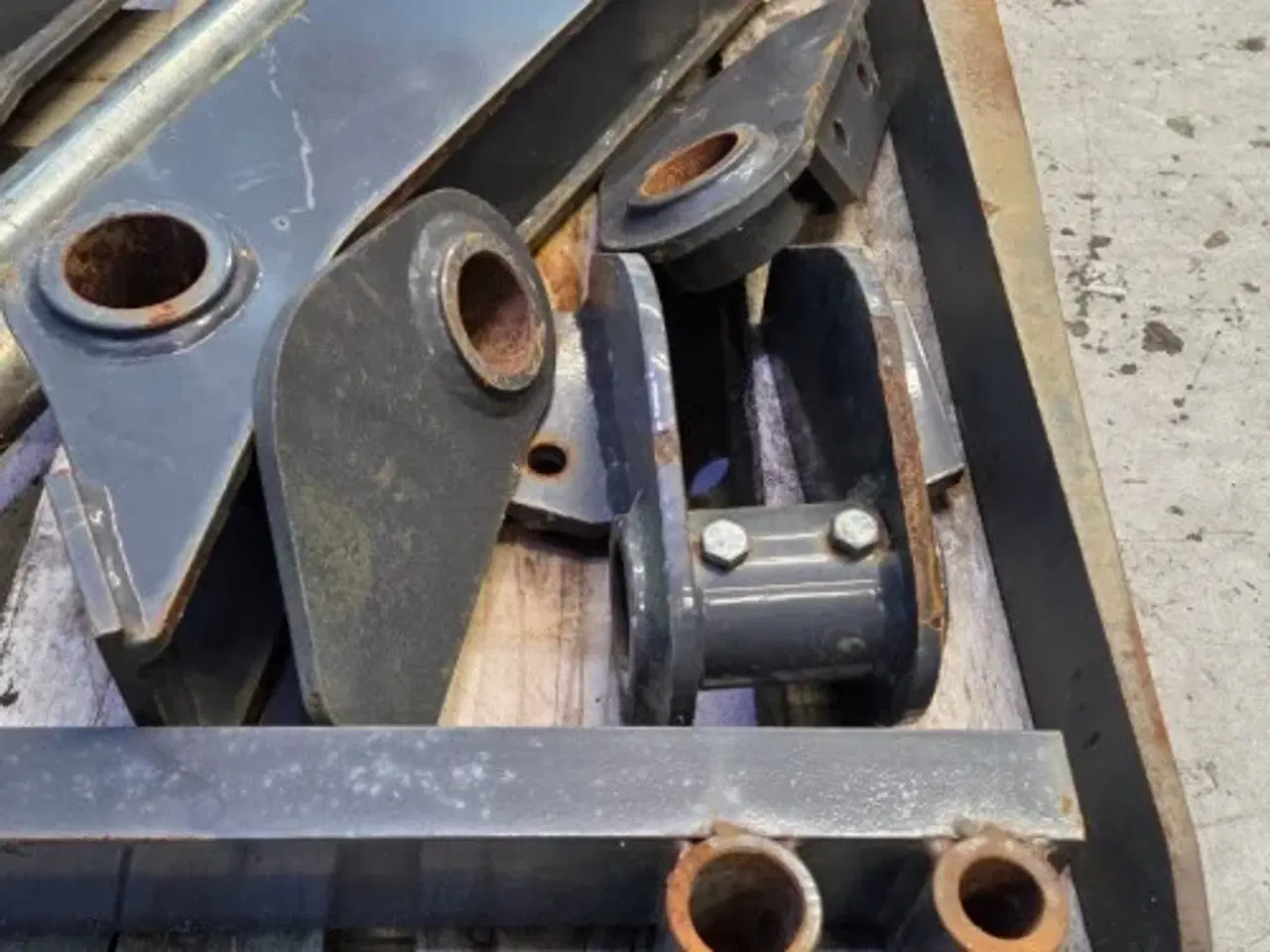 Billede 5 - New Holland B115C Pallegafler Kit 87310367