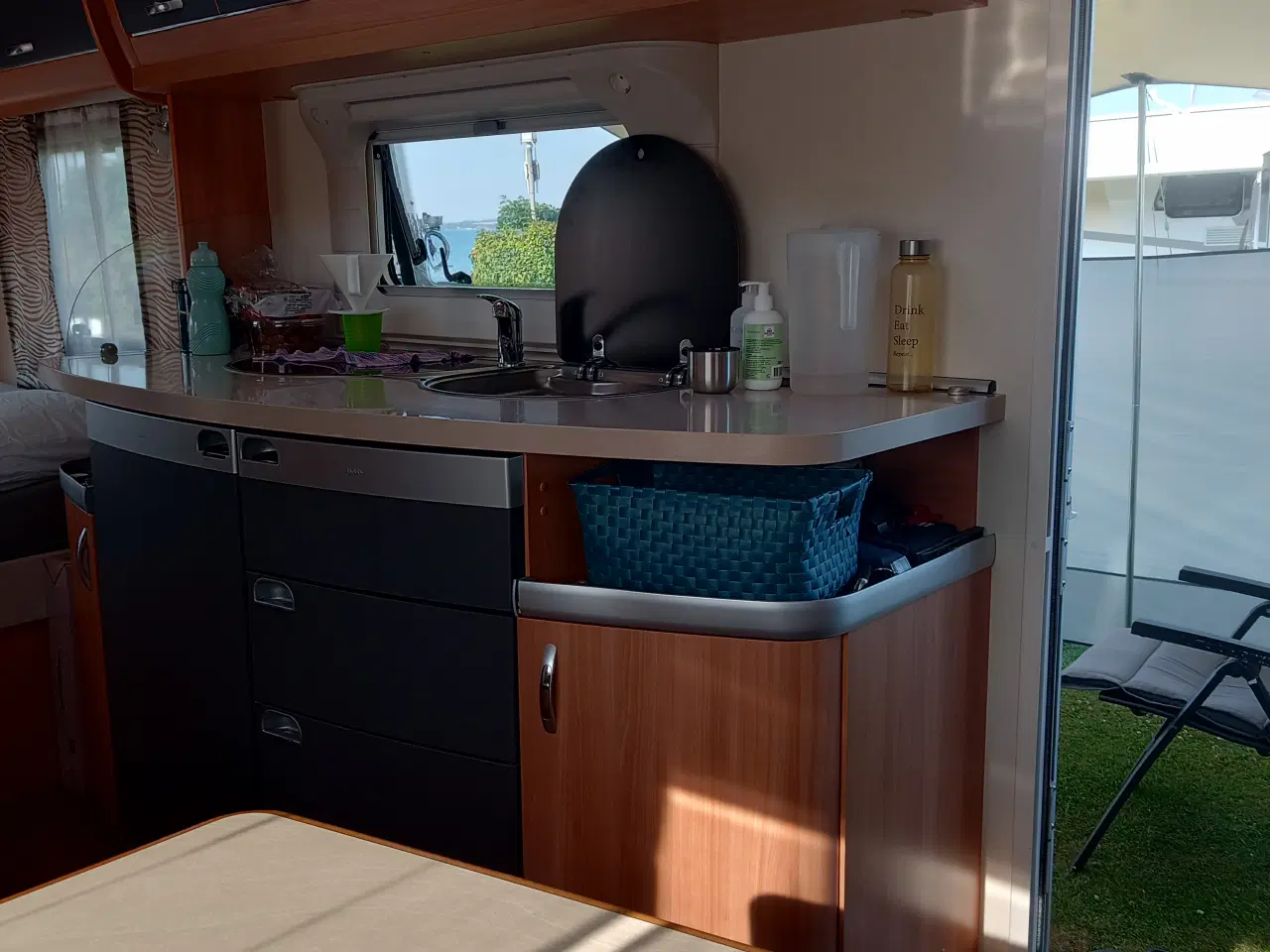 Billede 12 - 1 ejers ferieklar campingvogn - alt i udstyr