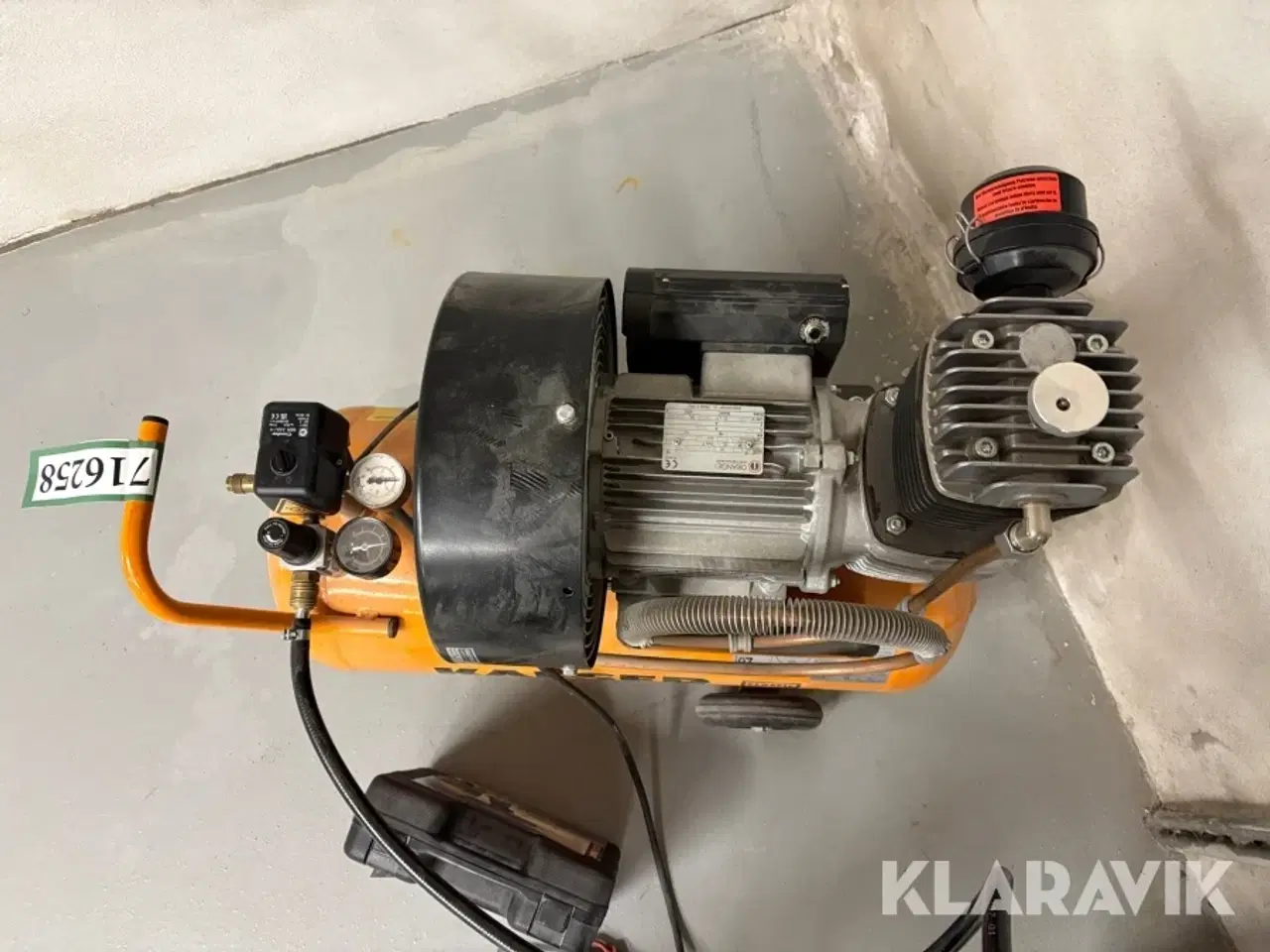 Billede 4 - Kompressor Kaeser Classic 460/50w med slangeoprul, luftnøgle og ledningsoprul.