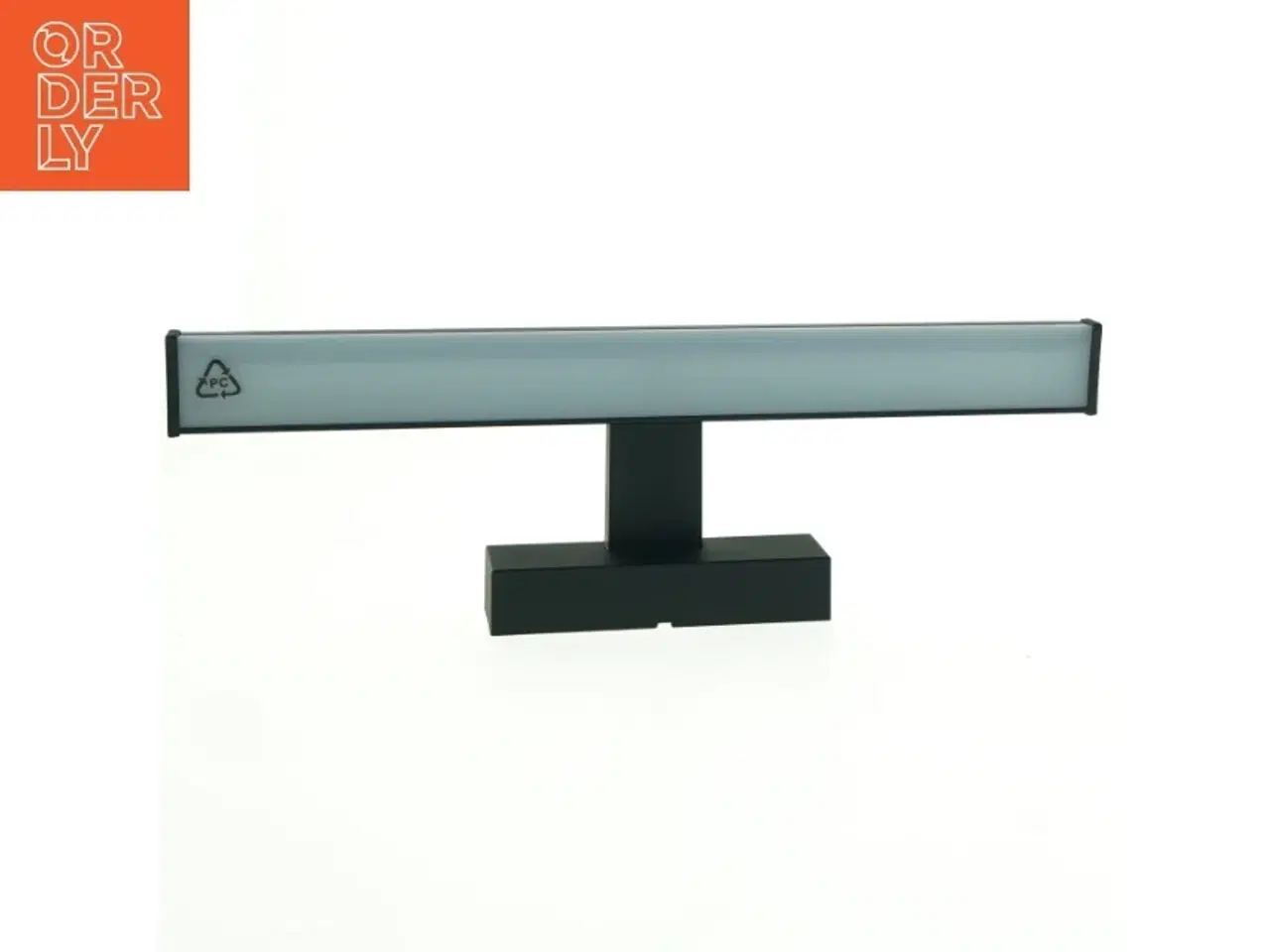 Billede 1 - Sort lampe (str. 40 x 12,5 cm)