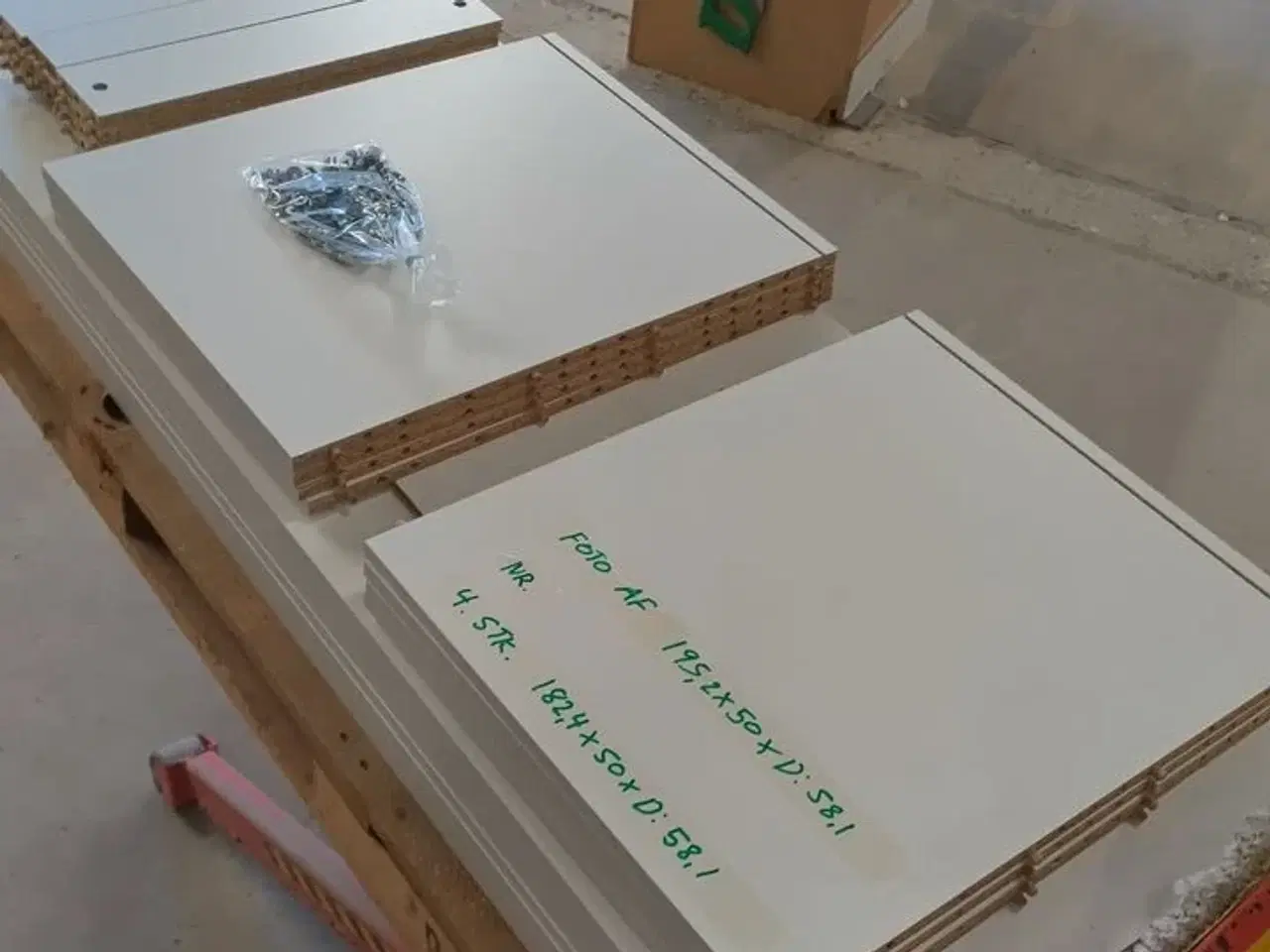 Billede 12 - 4 stk. usamlet højskabe H: 182,4 x B: 50 x D: 58,1 cm uden låger.