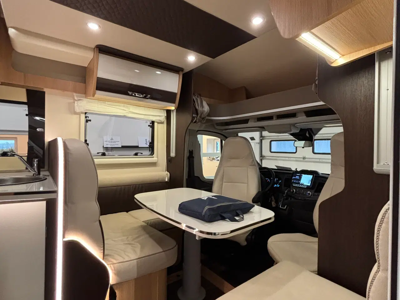 Billede 14 - Autocamper til salg - McLouis MC4 273