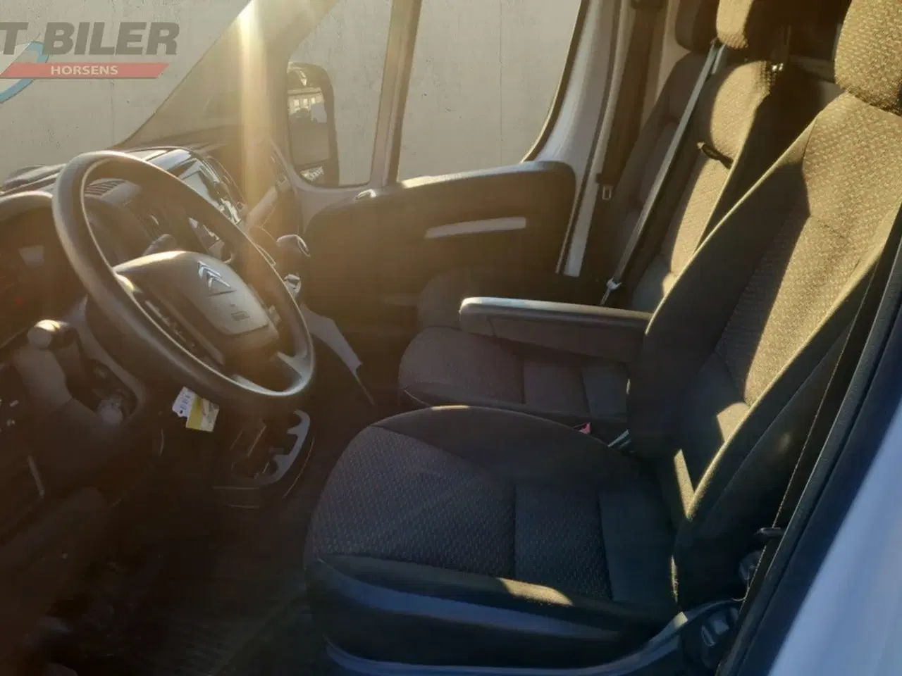 Billede 14 - Citroën Jumper 33 2,2 BlueHDi 140 L2H2 FlexLine