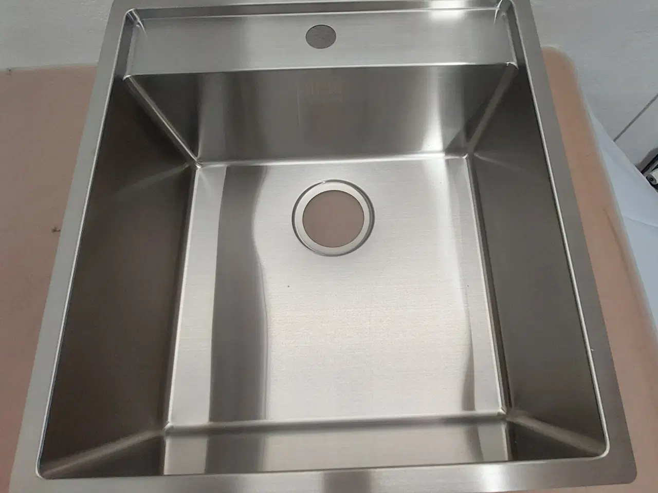 Billede 4 - Køkkenvask, Lavabo 48 x51 cm. Ubrugt 