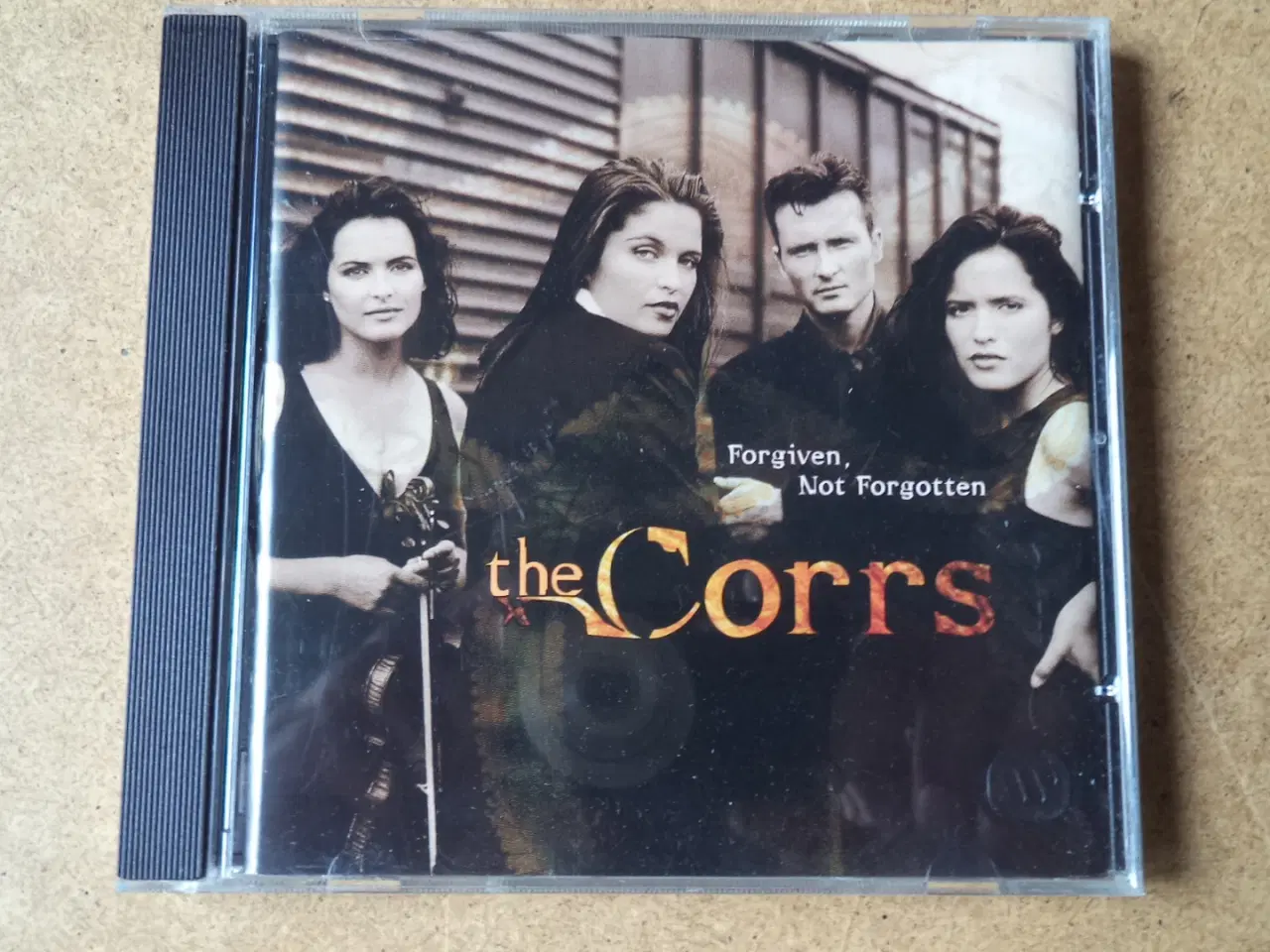 Billede 1 - Corrs ** Forgiven, Not Forgotten 