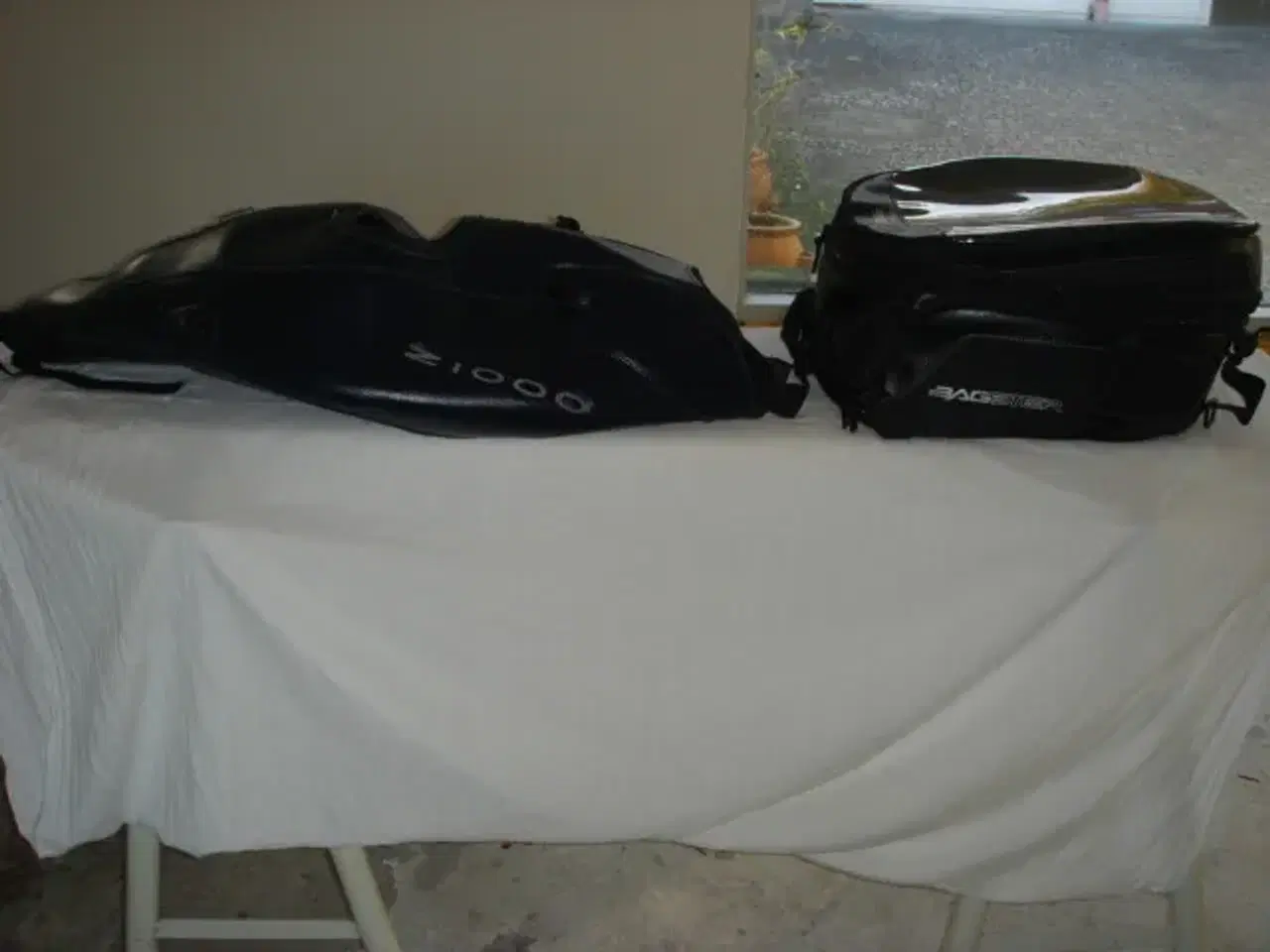 Billede 1 - Tanktaske og Cover