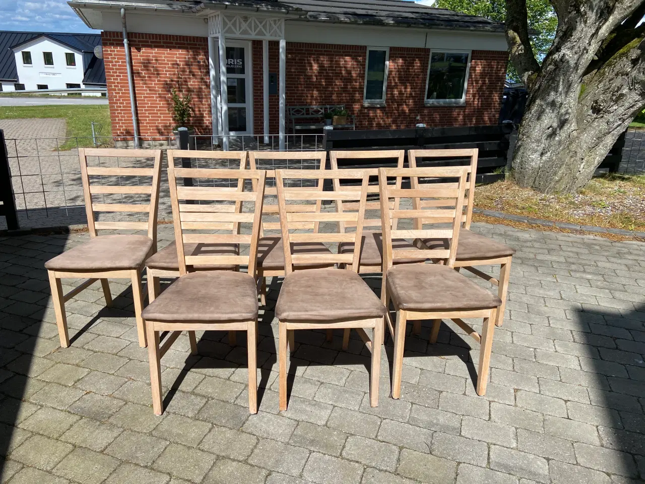 Billede 1 - Spisebordsstole i egetræ