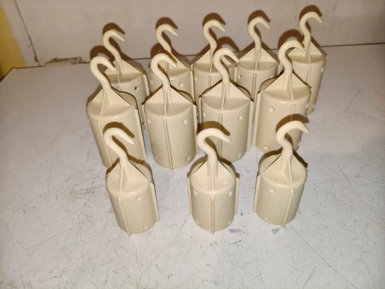 Billede 2 - 9 store vægte og 3 små til strikkemaskine