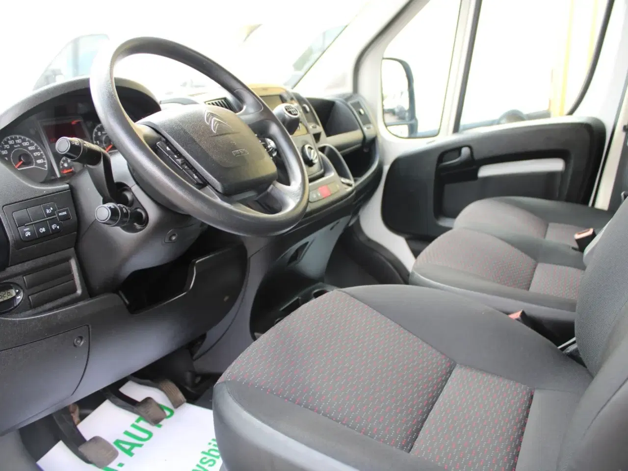 Billede 3 - Citroën Jumper 33 2,2 BlueHDi 140 L3 Mandskabsvogn