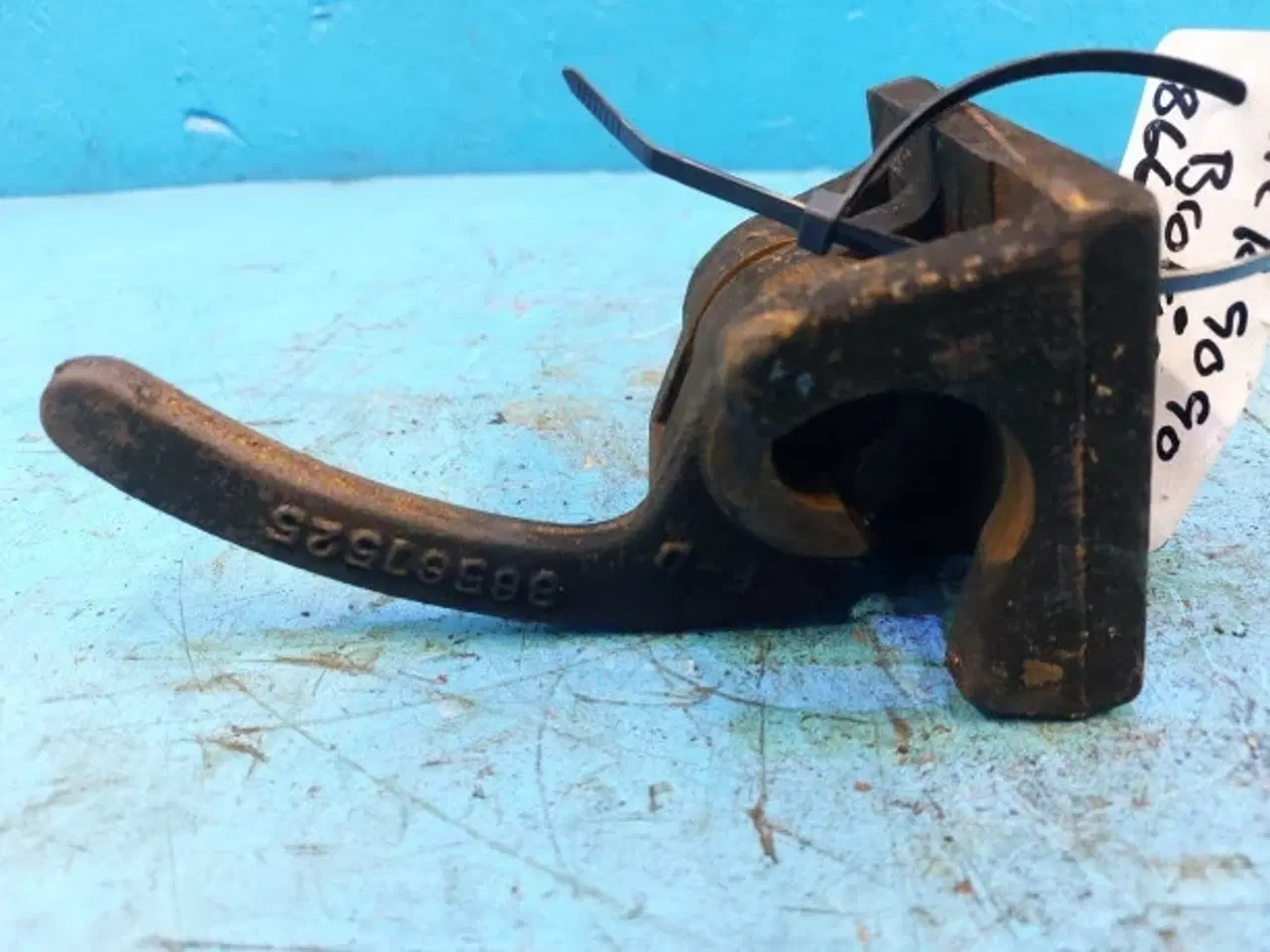 Billede 3 - New Holland CR9090 Brolås 86608072