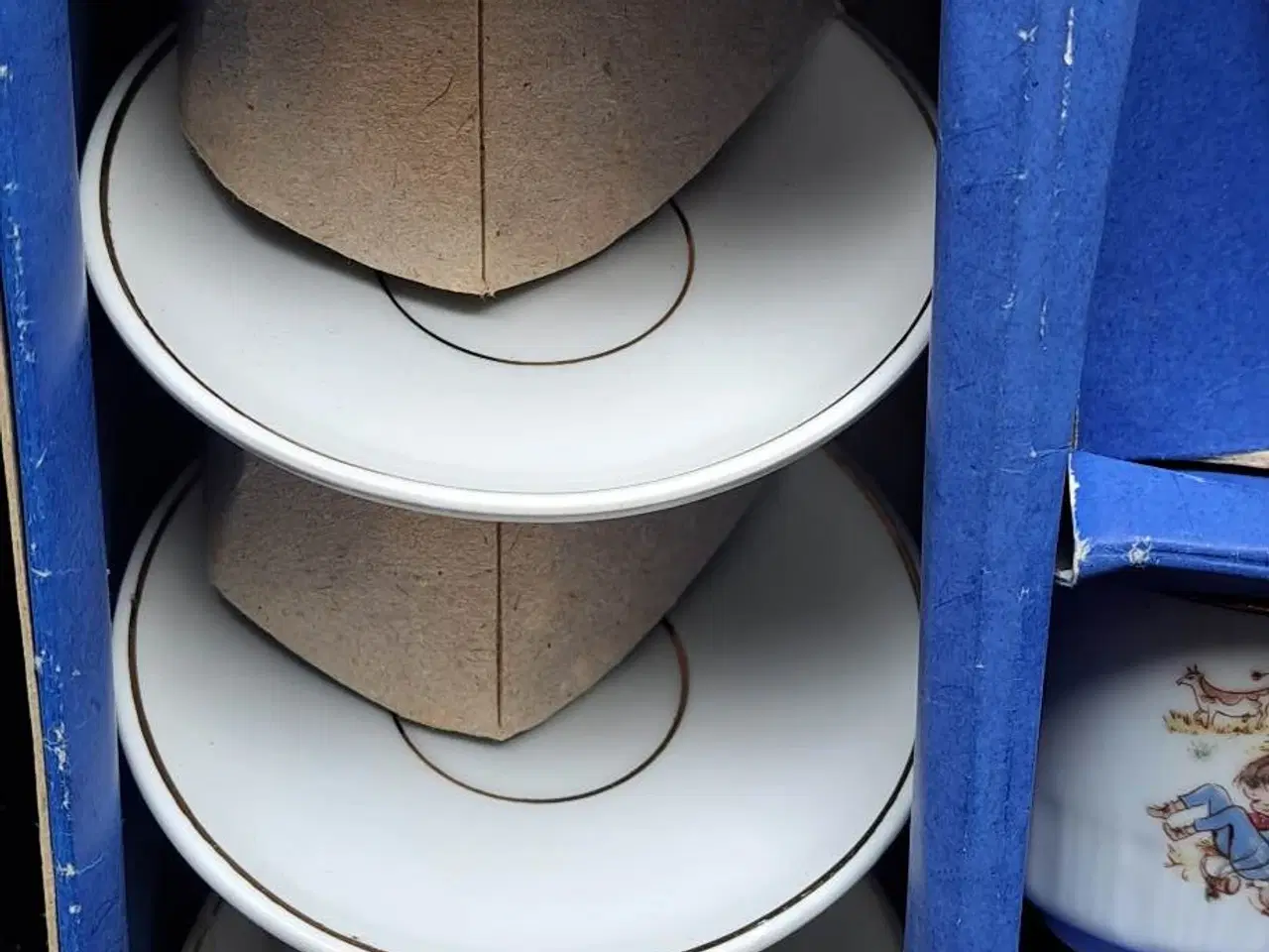 Billede 4 - Testel børn af mærket porseleinen servies