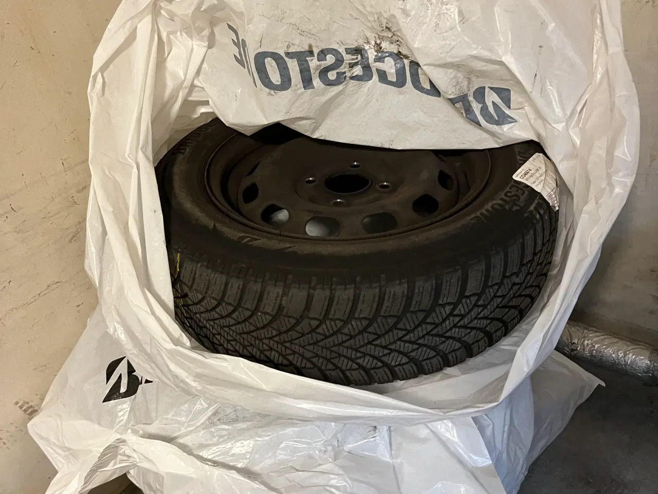 Billede 2 - Vinterdæk med fælge