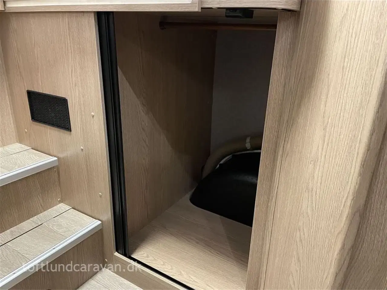 Billede 15 - 2025 - Hobby Ontour C 680 GE   NY 2025 m/AUT. GEAR, ADAPTIV FARTPILOT mv. SUPER LÆKKER AUTOCAMPER. NU PÅ LAGER !