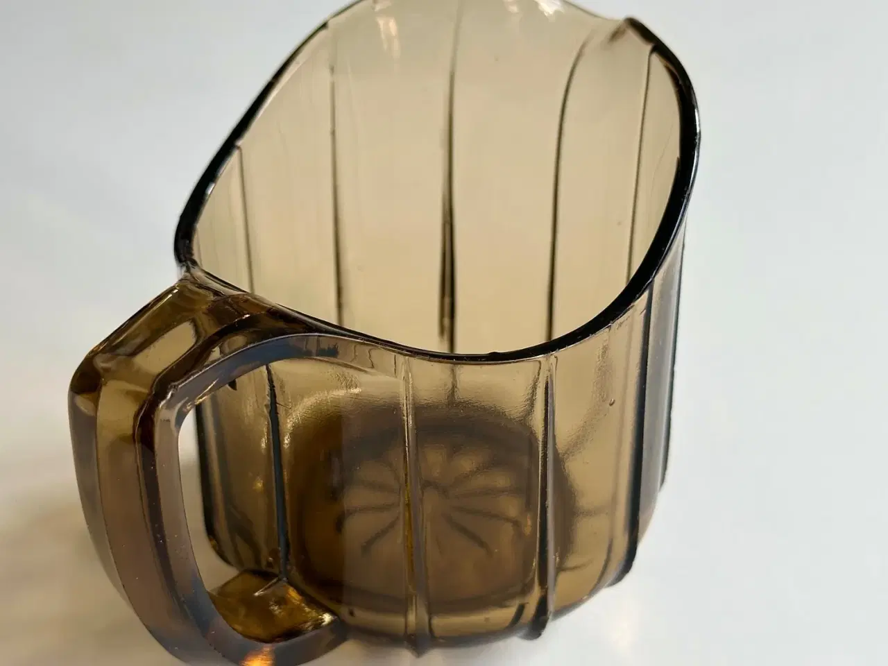 Billede 3 - Holmegaard flødekande, røgfarvet