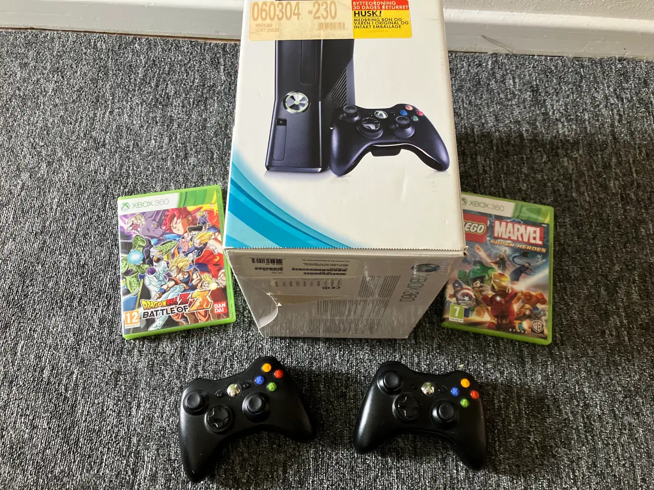 Billede 1 - Xbox med spil og trådløs controller