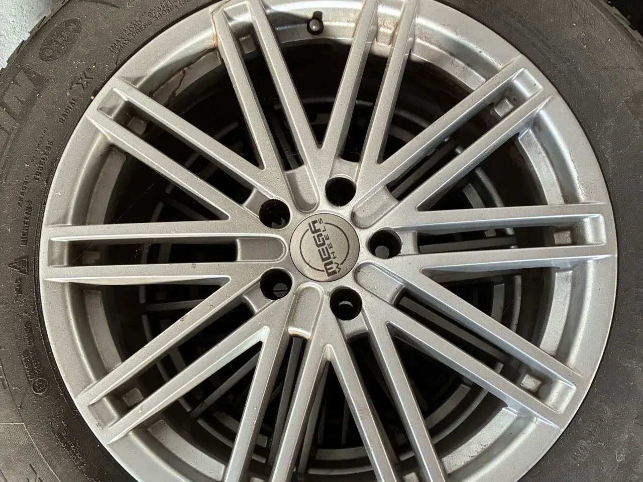 Billede 1 - 🔥 Vinterhjul med fælge – klar til sæsonen! 🔥