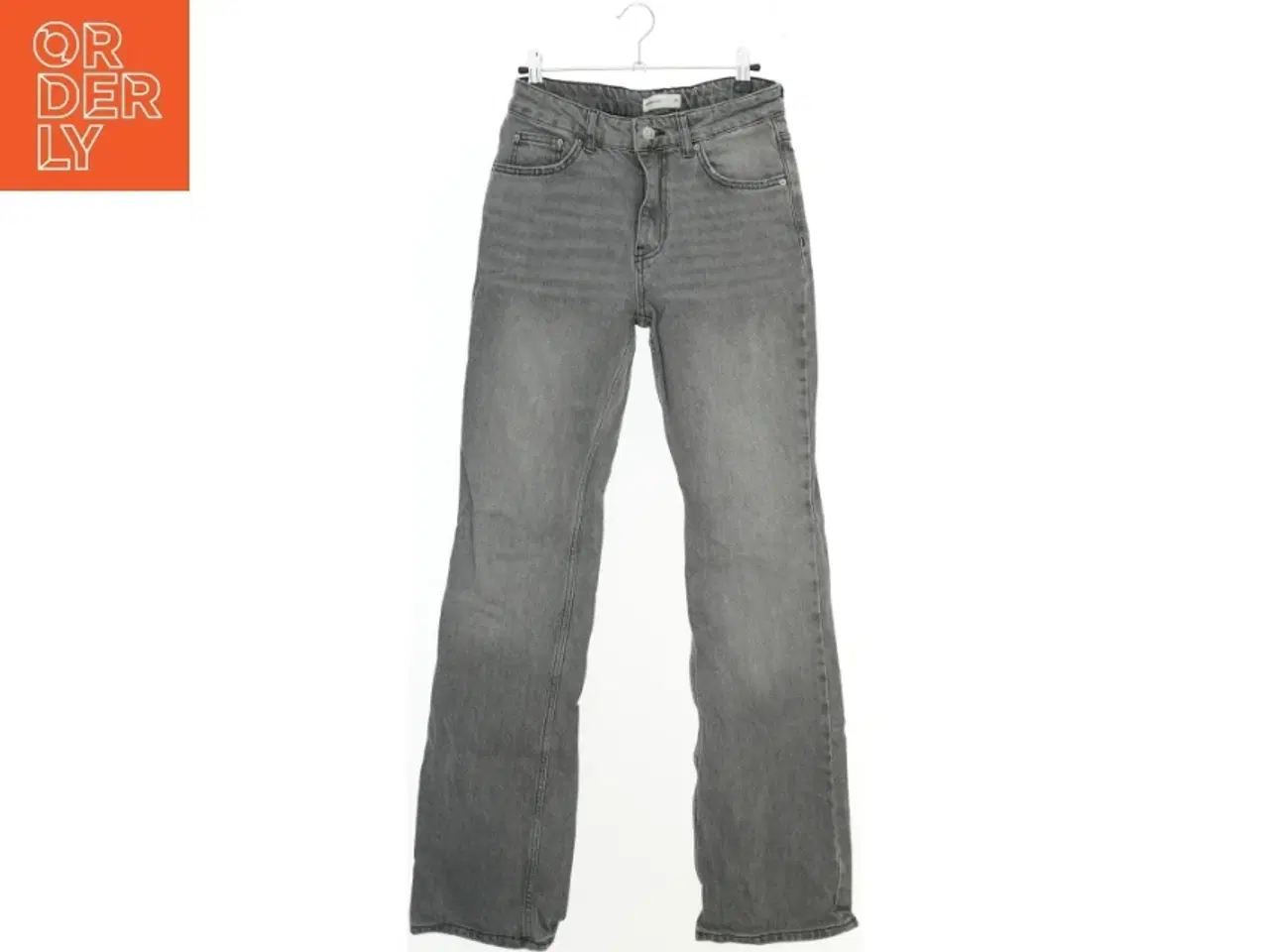Billede 1 - Grå jeans fra Gina Tricot (str. L)