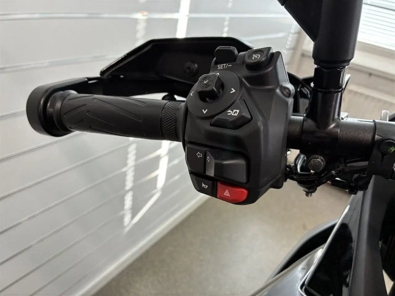 Billede 7 - Yamaha Tracer 7 Midnight Black - Low version