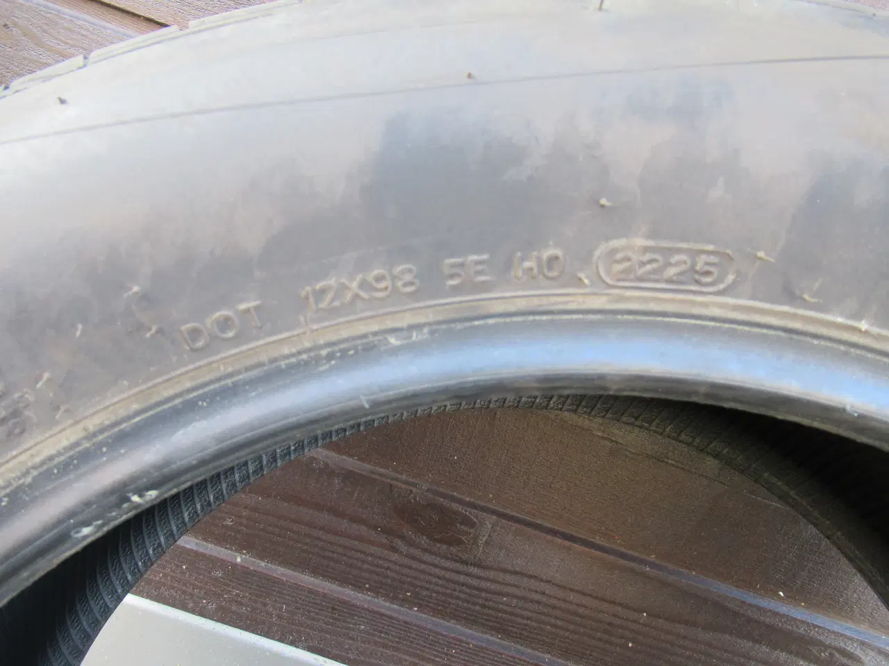 Billede 3 - Sommerdæk 235/55R19 