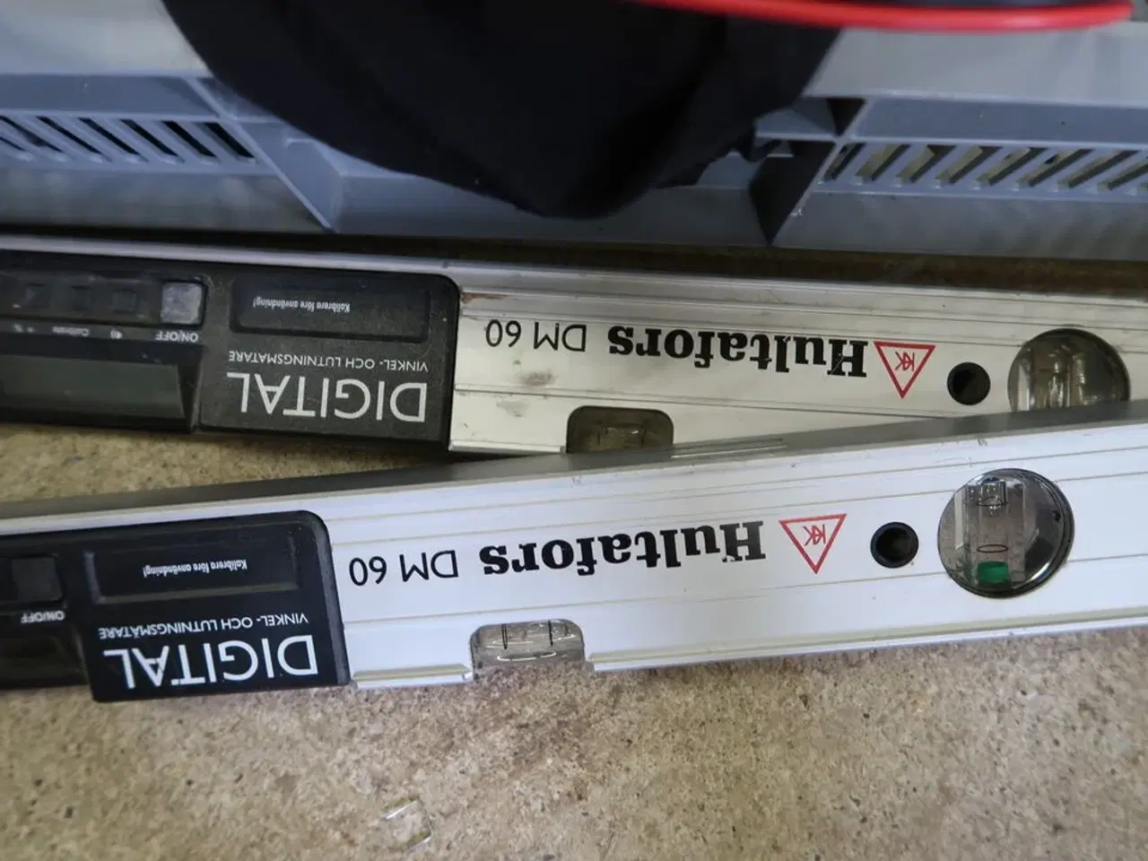 Billede 4 - Lader INFERNO LCD360 samt 2 stk. digitale vaterpas HULTAFORS DM 60