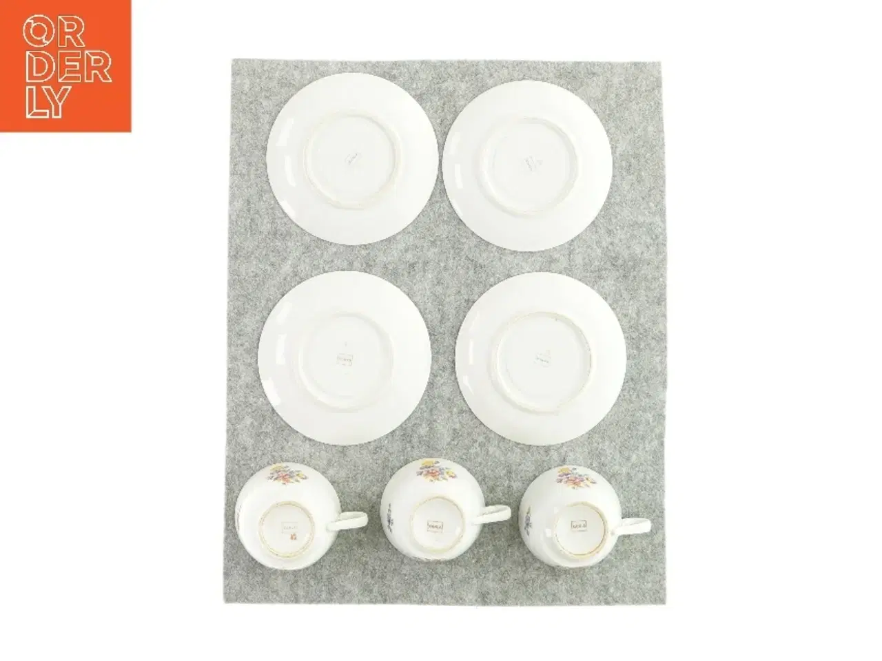 Billede 2 - Thestel med 3 kopper og 4 underkopper fra Ukendt