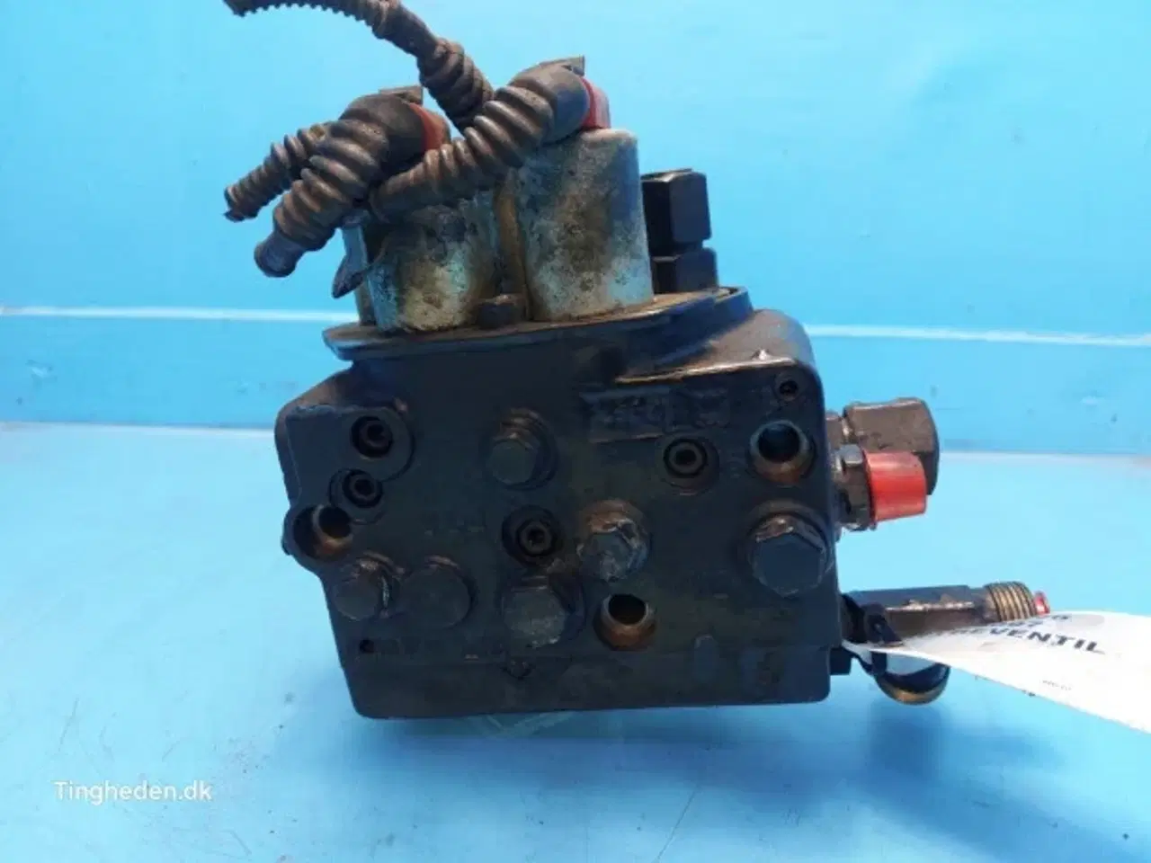 Billede 6 - New Holland T6 Hydraulikventil 48074097