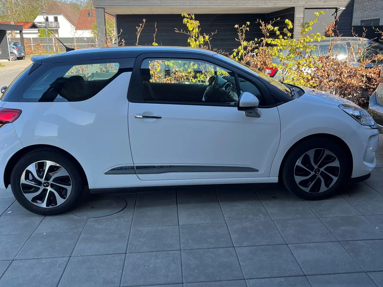 Billede 3 - DS3 BHDi 100 S&S Style+ 3D. 2018 - lavt km