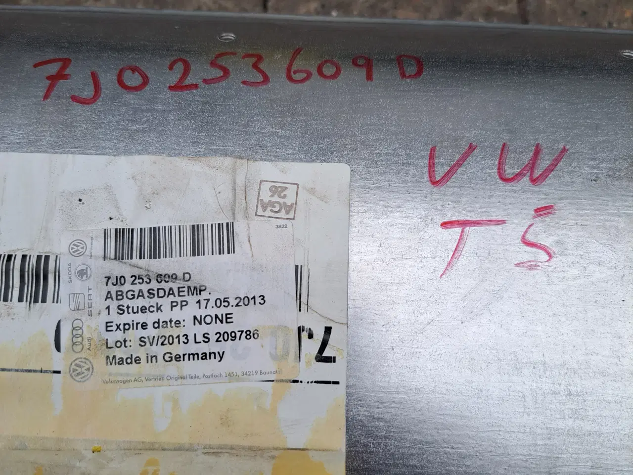 Billede 2 - Bag udstødning vw t5